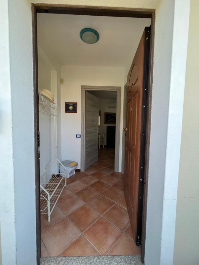 Ferienwohnung L'Essenziale Pula Exterior foto